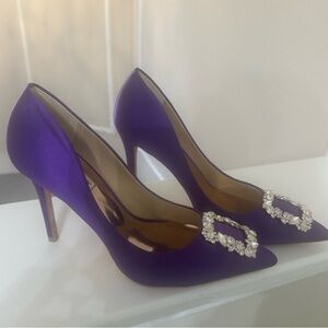 Badgley Mischka Cher 9.5 Elegant Purple Satin Heels with Crystal